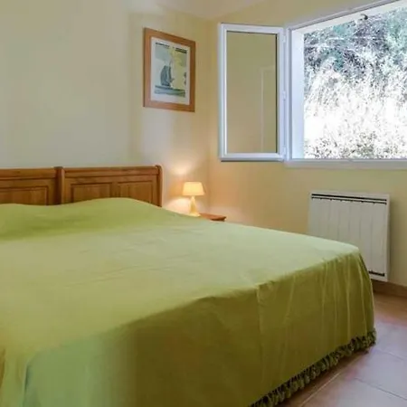 Sleeps 6 Pool Wifi Villa Monticello